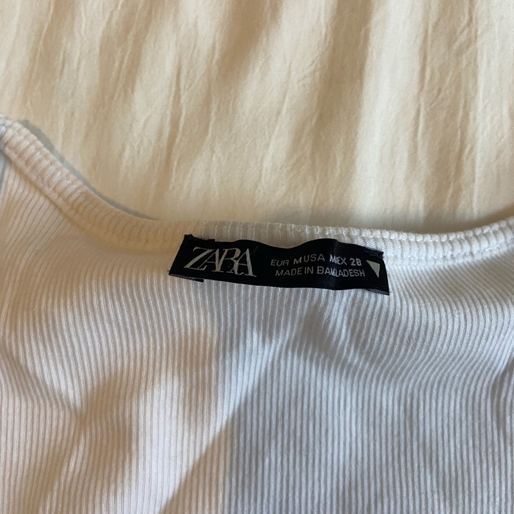 Zara White Ruffled Top - Picture 3 of 3